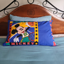 Load image into Gallery viewer, Pillowcases - Mickey Mouse
