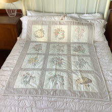 Load image into Gallery viewer, Beautiful Knee Quilt - In the Garden

