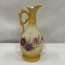 Load image into Gallery viewer, Vase - Posy with Handle
