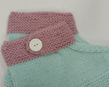 Load image into Gallery viewer, Bed Socks - Mint Green with Pink Cuff

