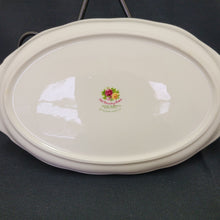Load image into Gallery viewer, Royal Albert Small Oval Serving Platter
