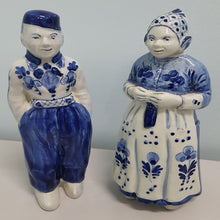 Load image into Gallery viewer, Blauw Delfts - Dutch Couple Figurines

