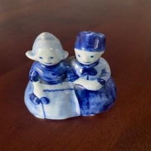 Blauw Delfts - Dutch Couple Small Figurine